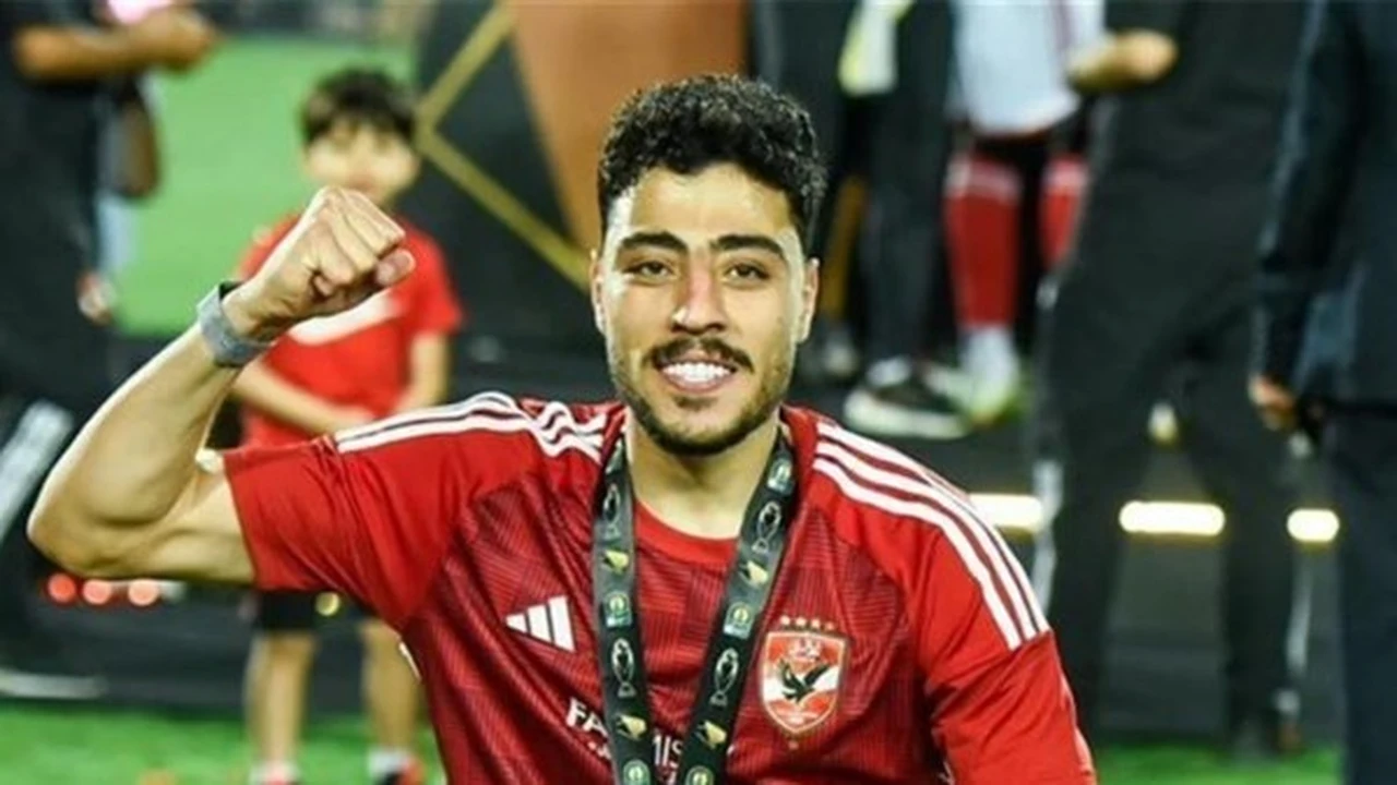 وكيل أكرم توفيق يثير التساؤلات بشأن عودته إلى الدوري المصري